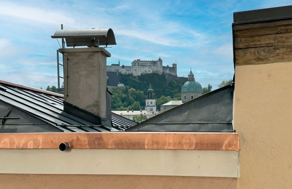 Property in 5020 Salzburg: Fortress view! Apartment in the historic Steingasse