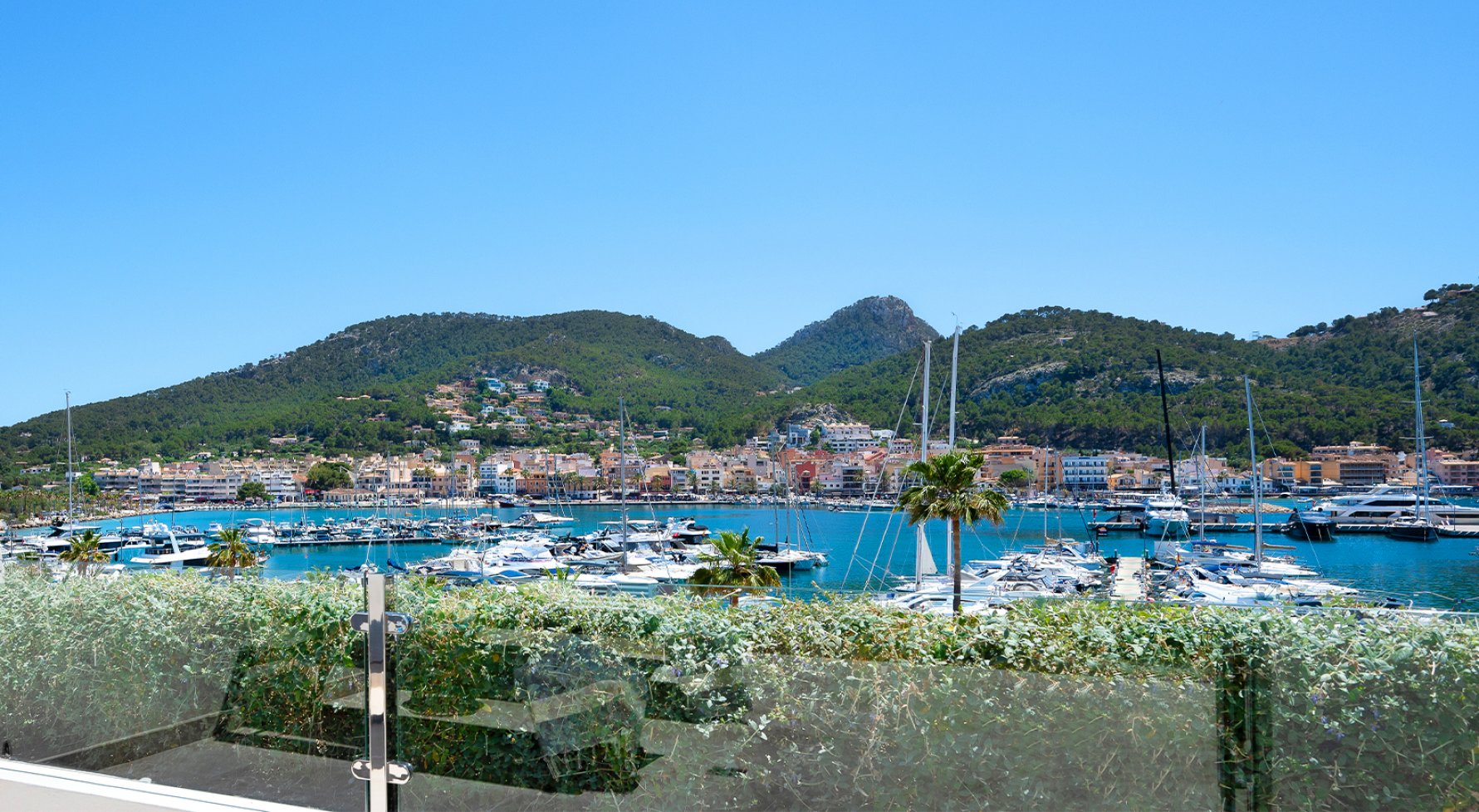 Property in 07157 Mallorca - Port d'Andratx: Luxurious penthouse with breathtaking harbor views in Puerto Andratx - picture 1