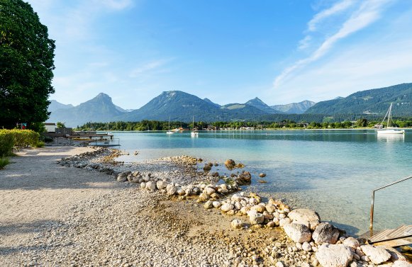 Immobilie in 5360 Salzkammergut - Ried am Wolfgangsee: WOHNEN AM WOLFGANGSEE ! 2-Zimmer Wohnung mit direktem Seezugang