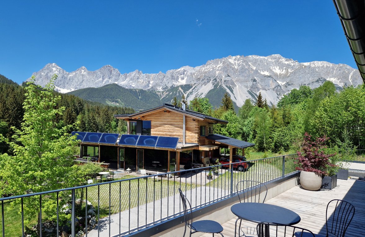Property in 8972 Steiermark - Ramsau am Dachstein: The Dachstein at your feet! Alpine chalet in a panoramic location - picture 2