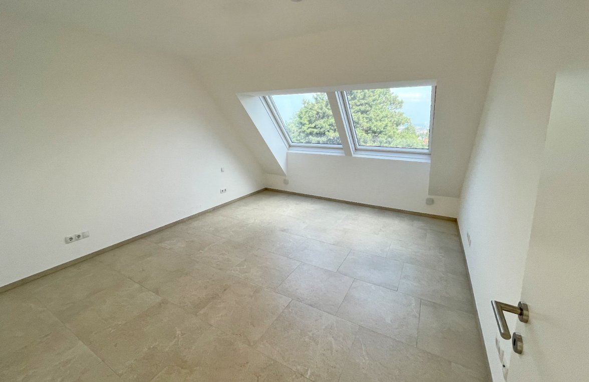 Property in 1170 Wien, 1. Bezirk: Vienna: Top floor flat with ‘WOW effect’ for first occupancy - picture 5