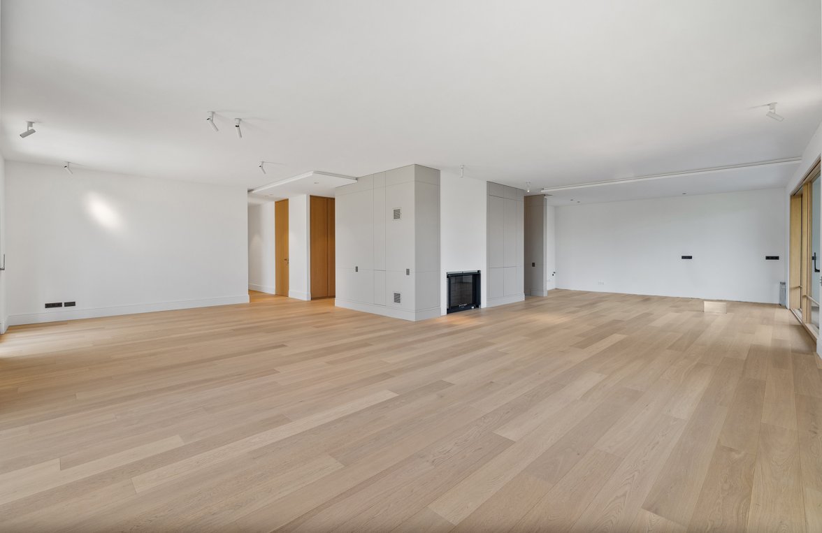 Property in 1190 Wien, 19. Bezirk: Villa floor on 260 m²: classic, modern and timeless in Grinzing - picture 1
